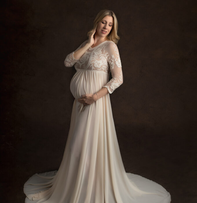 Maternity-Photographer-Peoria